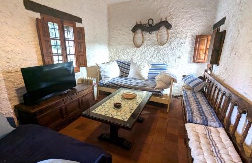 Les Planes d'Hostoles Ski Chalet | CAN QUEL - Escapada a la natura