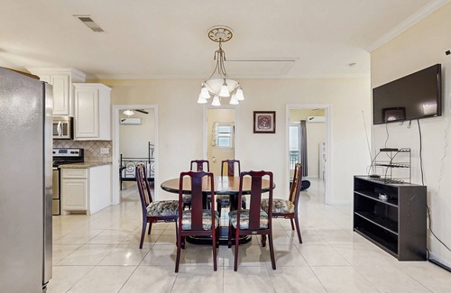 Port Bolivar House | Canal-Front Retreat with Private Boat Ramp, Hot tub, WIFI and dog-friendly