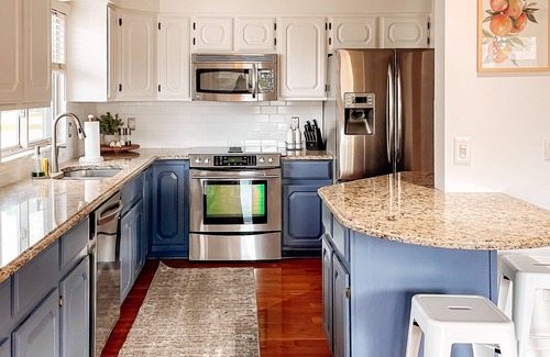 Anchor Bay Harbor House | Canal Home