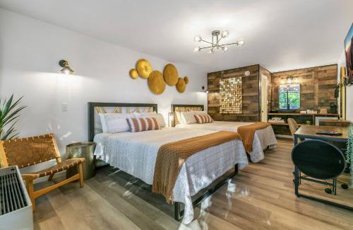Eureka Springs Hotel | Candlewick Inn and Suites