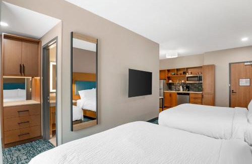Bermuda Hotel | Candlewood Suites Chester - Richmond by IHG