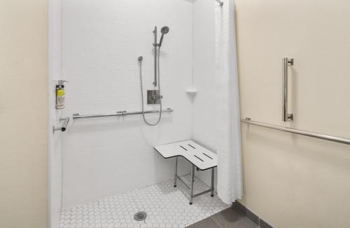 Newnan Hotel | Candlewood Suites - Newnan - Atlanta SW by IHG