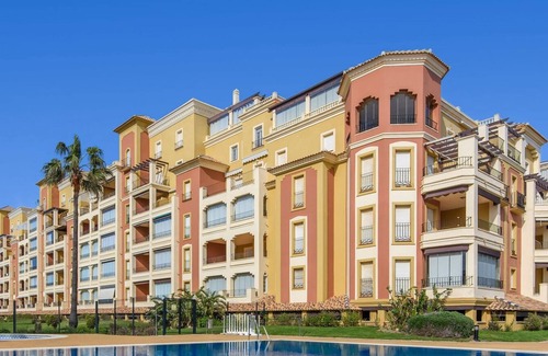 Ayamonte Apartment | CANELA PARK 200 - Two Bedroom Apartment, Sleeps 5