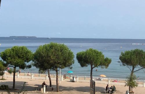 La Bocca Apartment | Cannes Terrace Beach Front & Sea view