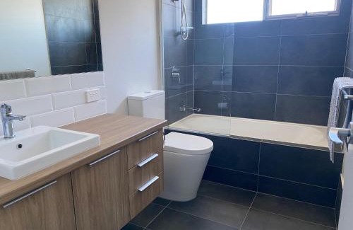 Canning Vale House | Canning Vale Family Accommodation