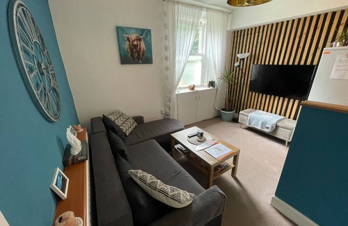 Bonnington Apartment | Canon's Family Nest