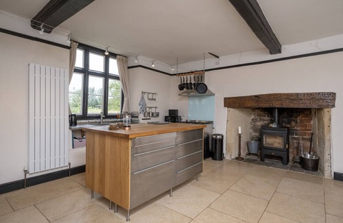 Wotton-under-Edge House | Canons Court Lodge - Beautiful Cotswold Edge Country Home