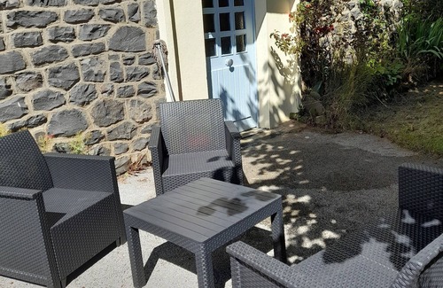 Le Vigean House | Cantalian House