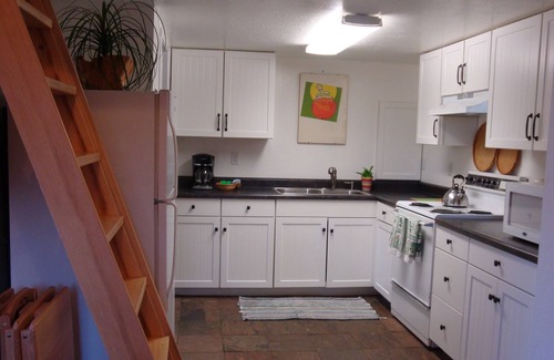Forest Ranch Cottage | Canyon Cottage: a peaceful oasis in a hurried world