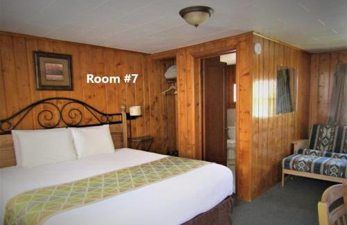 Hot Sulphur Springs Hotel | Canyon Motel
