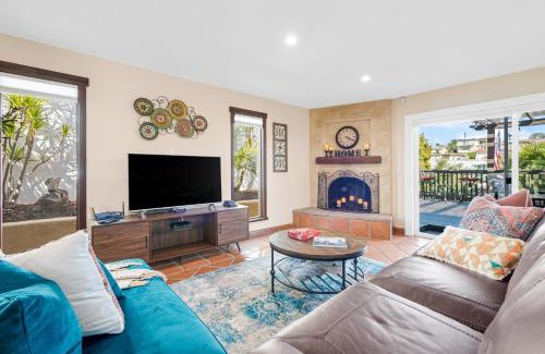 Bay Park House | Canyon Palms