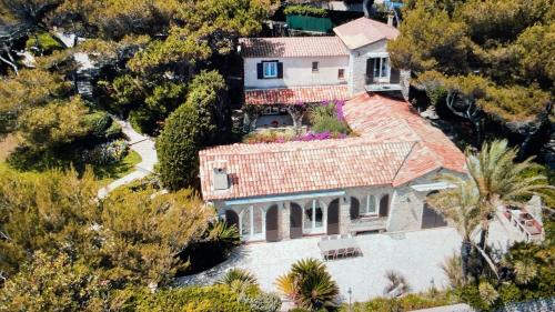 Cap-d'Antibes Villa | Cap d’Antibes Sea view villa