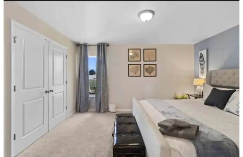 Diplomat House | Cape Coral Bliss