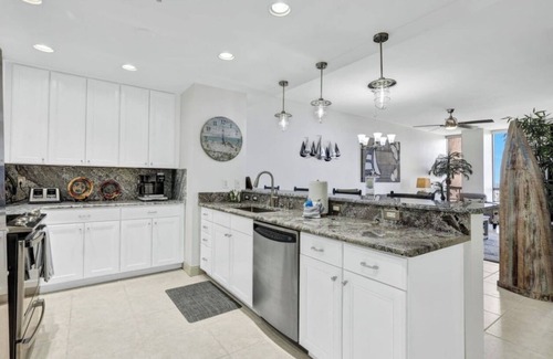 Cape Harbour Condo | Cape Harbour 12th floor condo! 'Low Season' Rates start at 950/week!