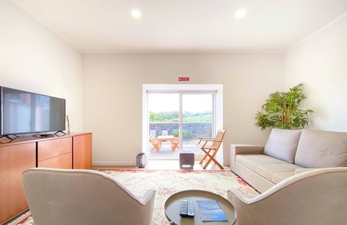 Capelas House | Capelas House Family