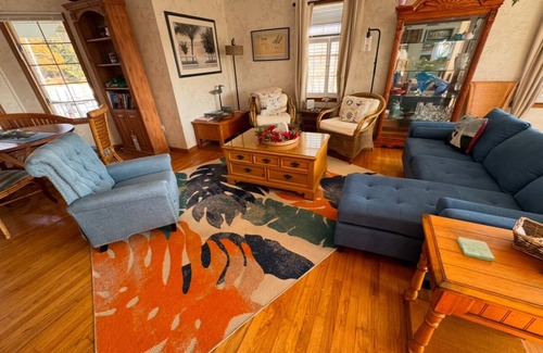 Forked River Bed & Breakfast | Captain's Cottage