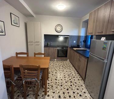 Plomari House | Captain's House Plomari