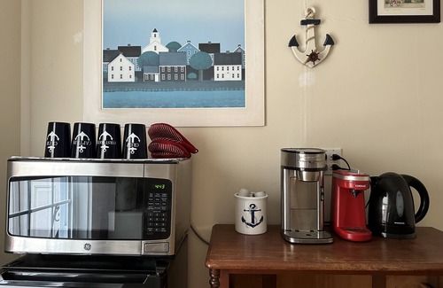 Bath House | Captain's Quarters 2BR Apartment. Walk to Everything!