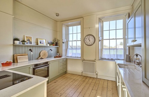 Donaghadee Cottage | CAPTAINS COTTAGE, family friendly, with a garden in Donaghadee