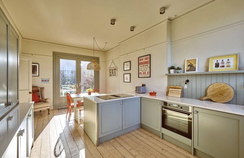 Donaghadee Cottage | CAPTAINS COTTAGE, family friendly, with a garden in Donaghadee