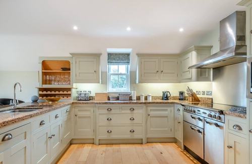 Thornham House | Captains Cottage - Four Bedroom House, Sleeps 8
