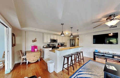 Savannah Beach Condo | Captains Watch 13 | Private Balcony, Pool Access + Walk to the Beach!