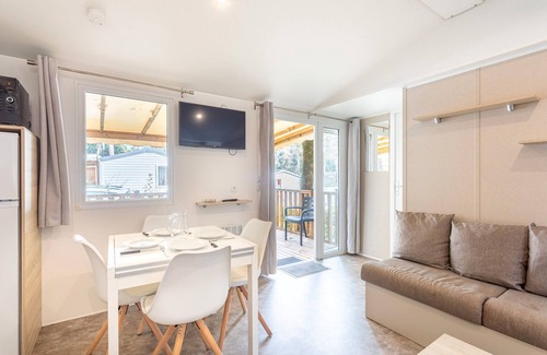 Les Conches RV Rental | Caravan '151' with Shared Pool and Shared Terrace