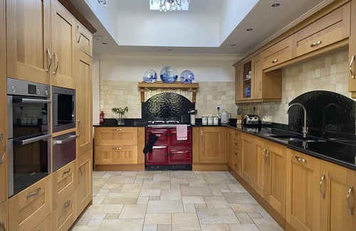 Cardiff Cottage | Cardiff/Vale of Glam. Beautifully appointed modern property in cottage style