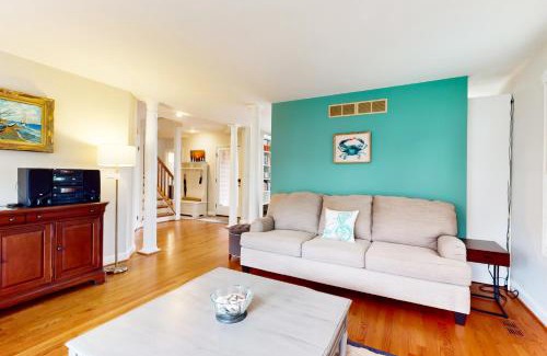 Arundel on the Bay House | Cardinal's Retreat