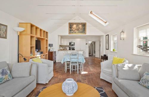 Manorbier House | Carew Cottage