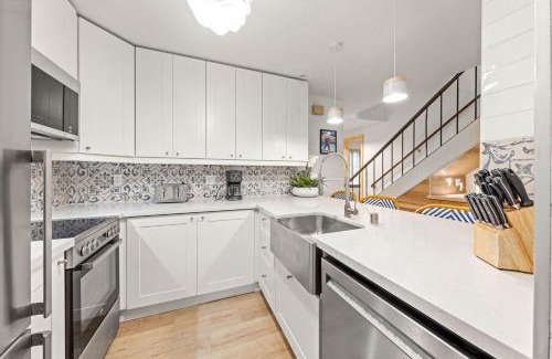 Carnelian Woods House | Carnelian Woods # 59 - 2 BR Carnelian Bay Retreat - Minutes to Lake w HOA Amenities