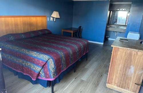 Moncks Corner Hotel | Carolina Inn