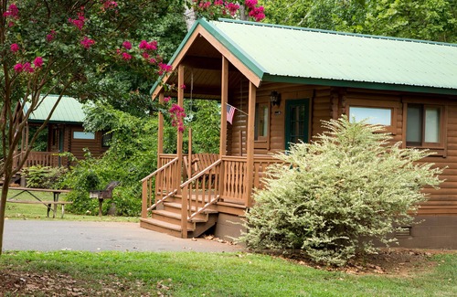 Charlotte Cabin | Carowinds Camp Wilderness
