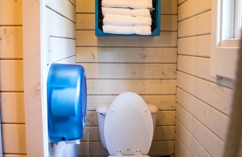 Charlotte Cabin | Carowinds Camp Wilderness