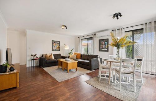 North Perth Apartment | CARR6 - Carrington Retreat