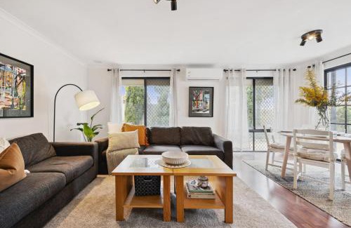 North Perth Apartment | CARR6 - Carrington Retreat