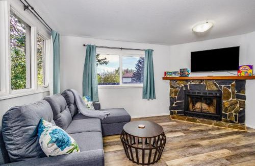 Sand Lake House | Carriage House at Ashley