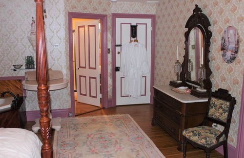 Palmyra Bed & Breakfast | Carriage Stop Bed & Breakfast