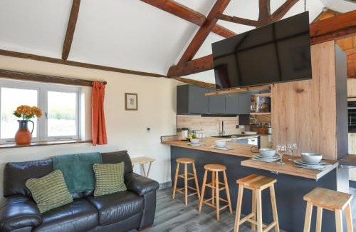 Upton Cressett House | Cart House Barn - Uk49802