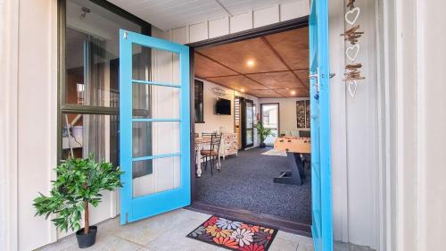 Westport Apartment | Carters Beach Seaside Accommodation