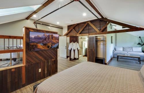 Ludington Bed & Breakfast | Cartier Mansion