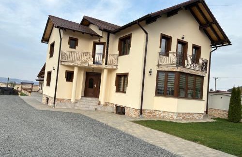 Gura Raului House | Casă de Vacanță Raul