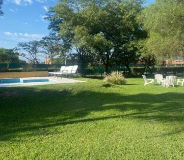 Villa Allende House | CASA 6 A Malibú 3km del Aeropuerto Podes dejar tu auto