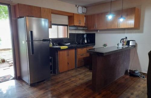 Luque House | Casa a minutos del Aeropuerto