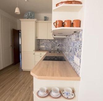 Lagoa e Carvoeiro House | Casa a pequena sereia in Benagil with sea view