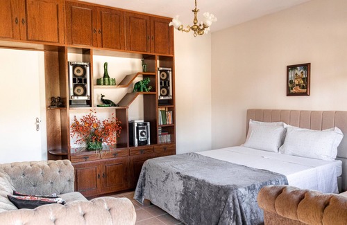 Cesar de Pina House | Casa Acolhedora em Tiradentes com Vista Exuberante Para a Serra