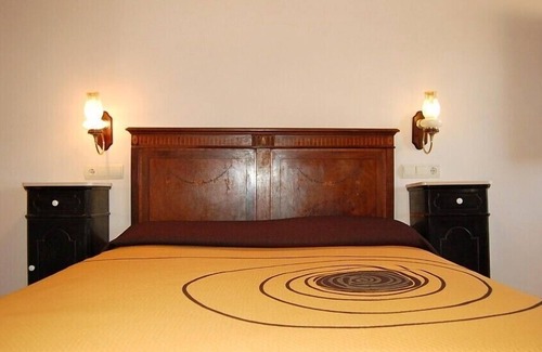 Tivissa Villa | Casa Alerny - Reformed Winery with Pool. Beautiful Vinyards. 7 BR, 7 BA.