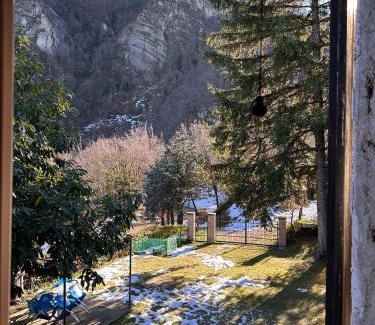 Castel d'Aiano Apartment | Casa Angiolino, angolo di pace vicino all'Orrido di Gea