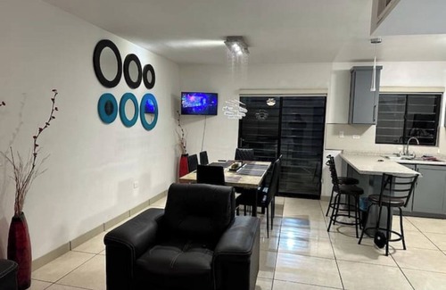 Juarez Municipality House | Casa Area Consulate!