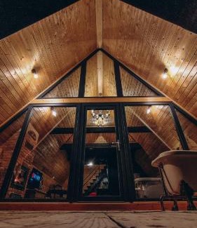 Horea Ski Chalet | Casa Aristocrată - La noi la munte